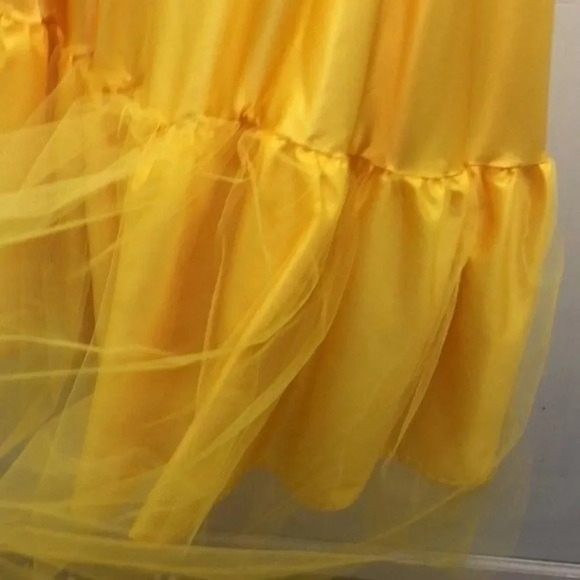 Women gold color party dress with mess at the bottom size XL - Picture 5 of 13